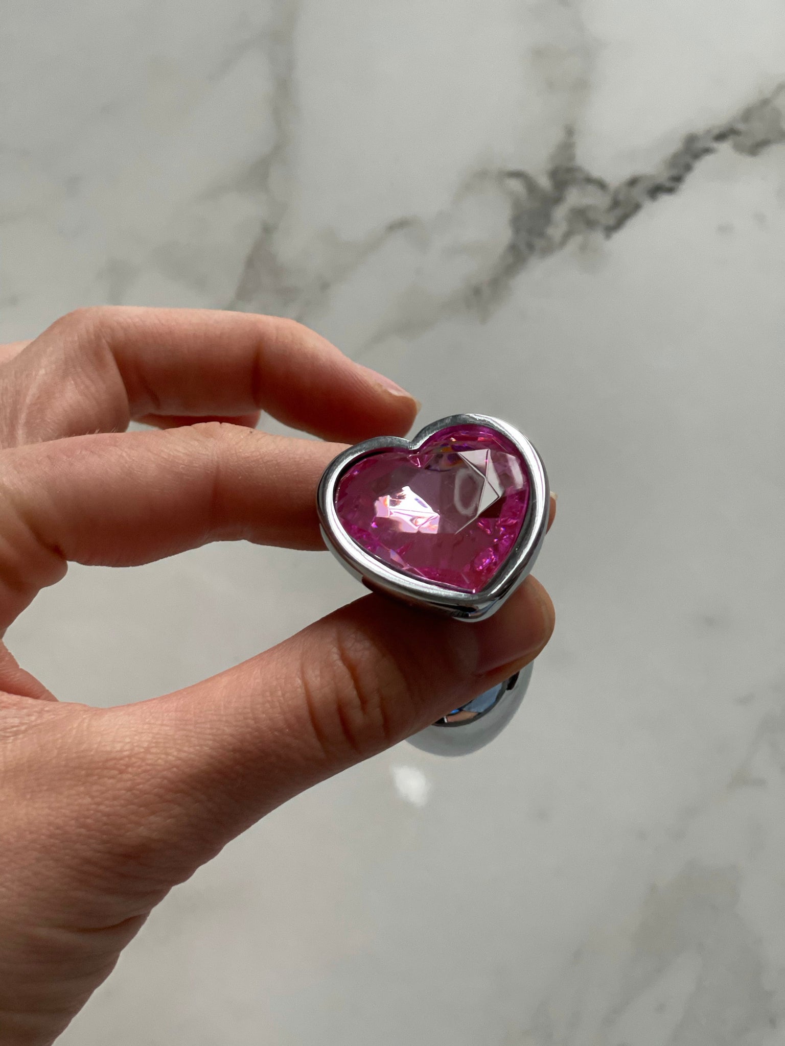 Металева анальна пробка Періс з камінцем Heart розміру С